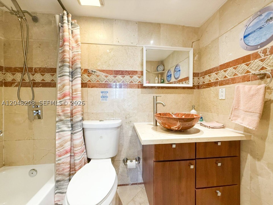 3901 S Ocean Dr 9b Property Photo 15
