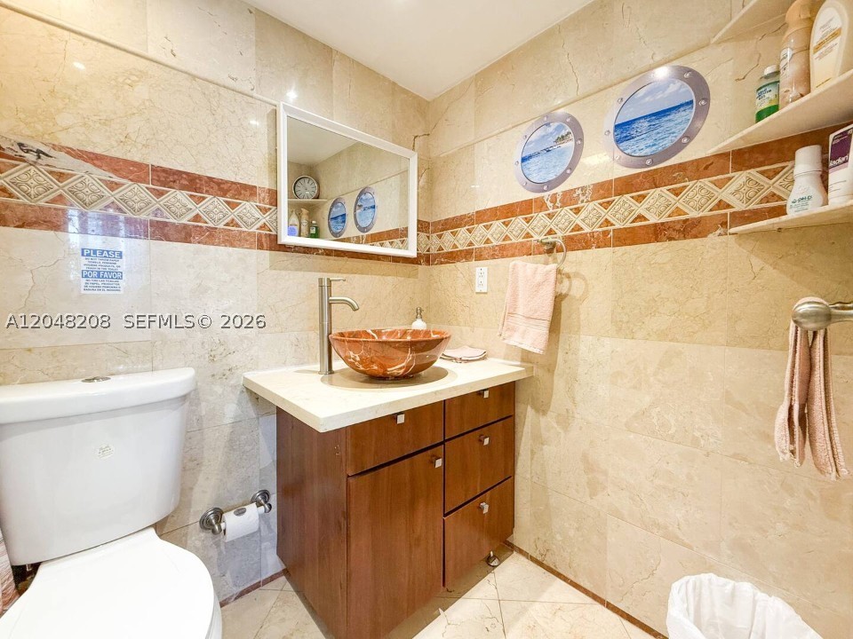 3901 S Ocean Dr 9b Property Photo 16