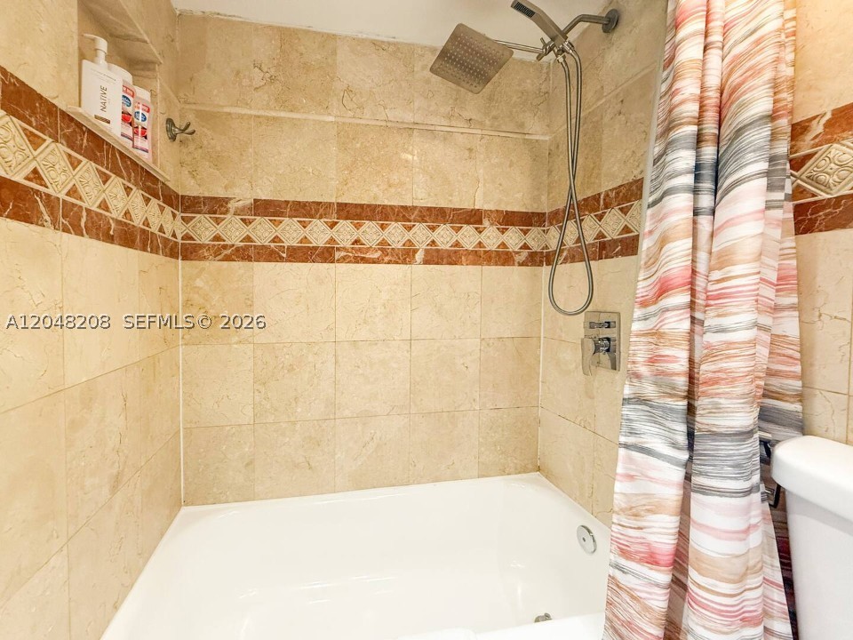 3901 S Ocean Dr 9b Property Photo 17