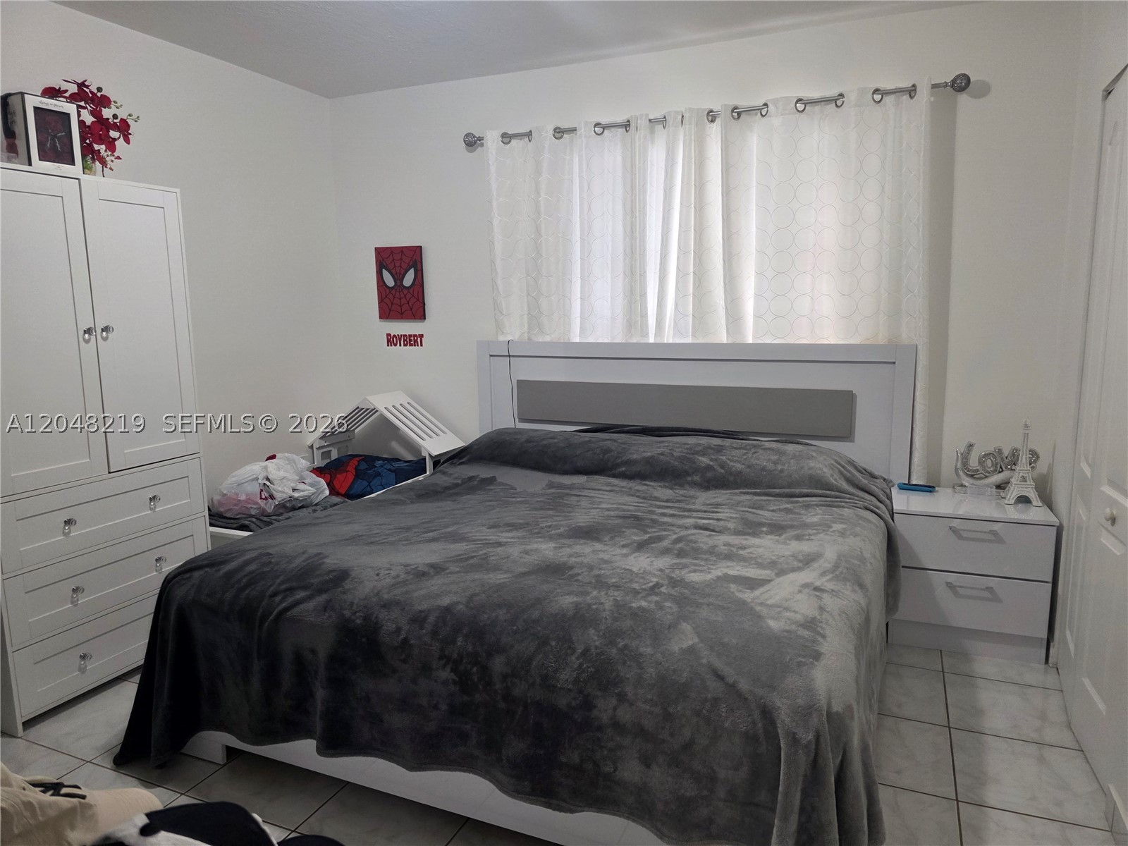 523 W 68th St 5 Property Photo 20
