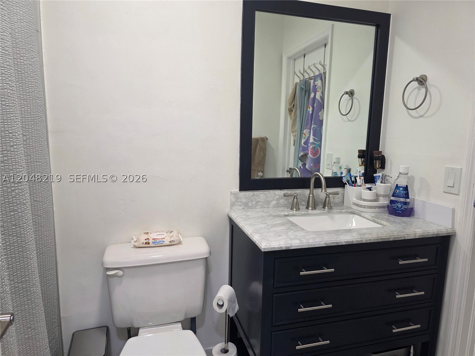 523 W 68th St 5 Property Photo 29