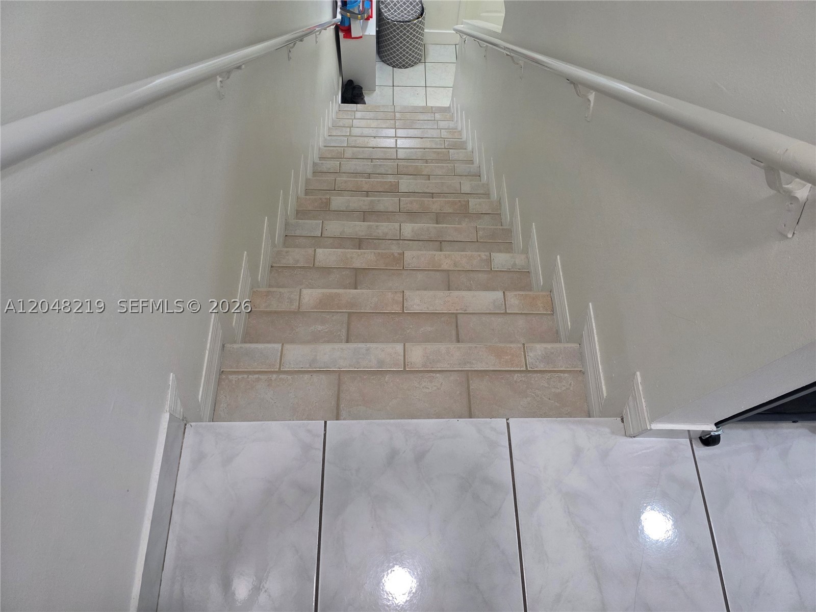 523 W 68th St 5 Property Photo 30