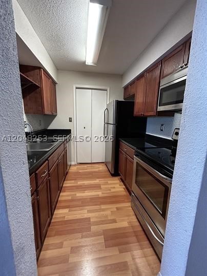 755 Riverside Dr 1330 Property Photo 4