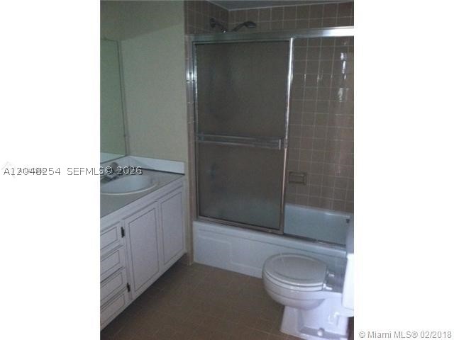 3001 W Rolling Hills Cir 701 Property Photo 7