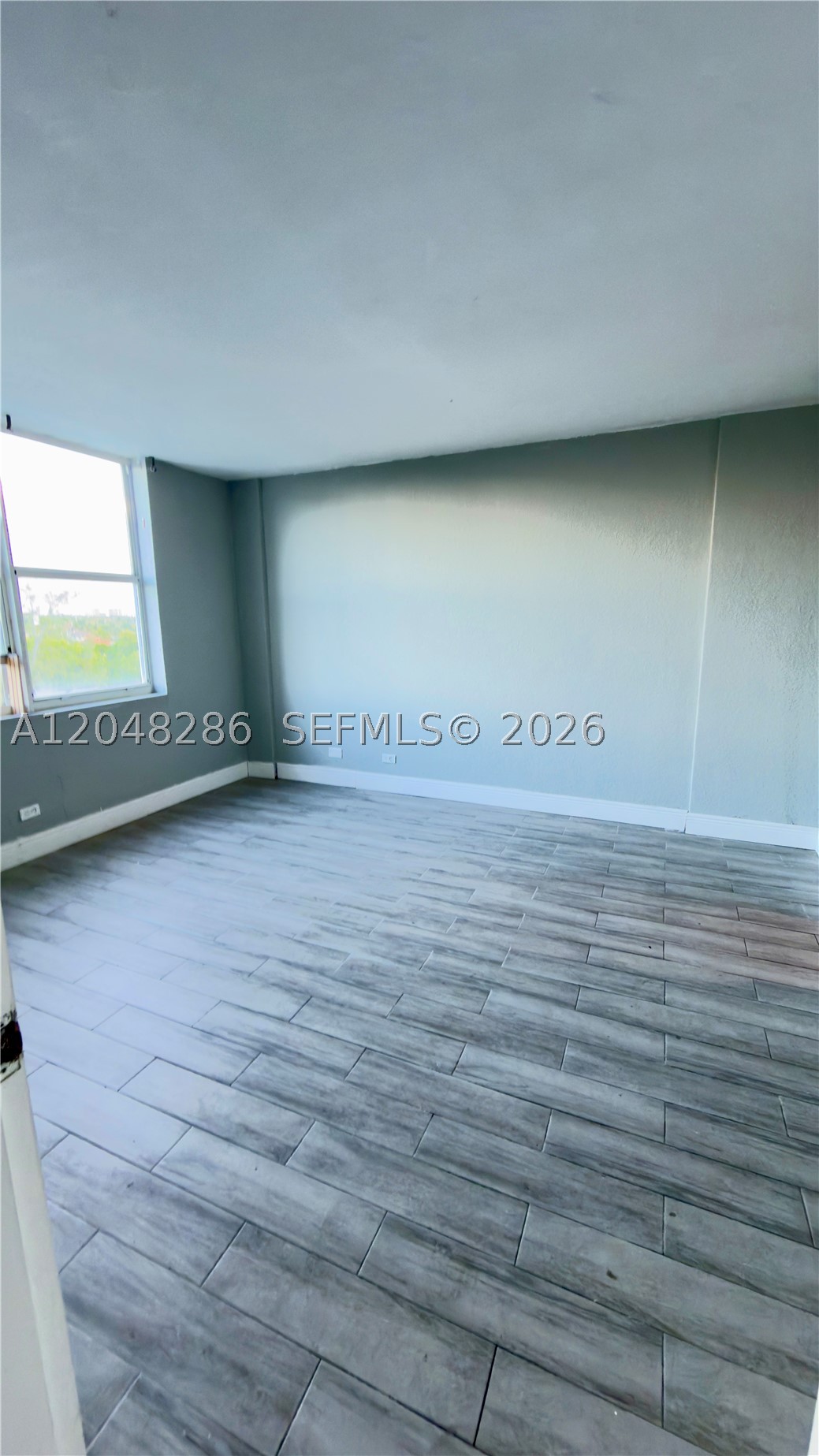 3660 Ne 166th St 607 Property Photo 3