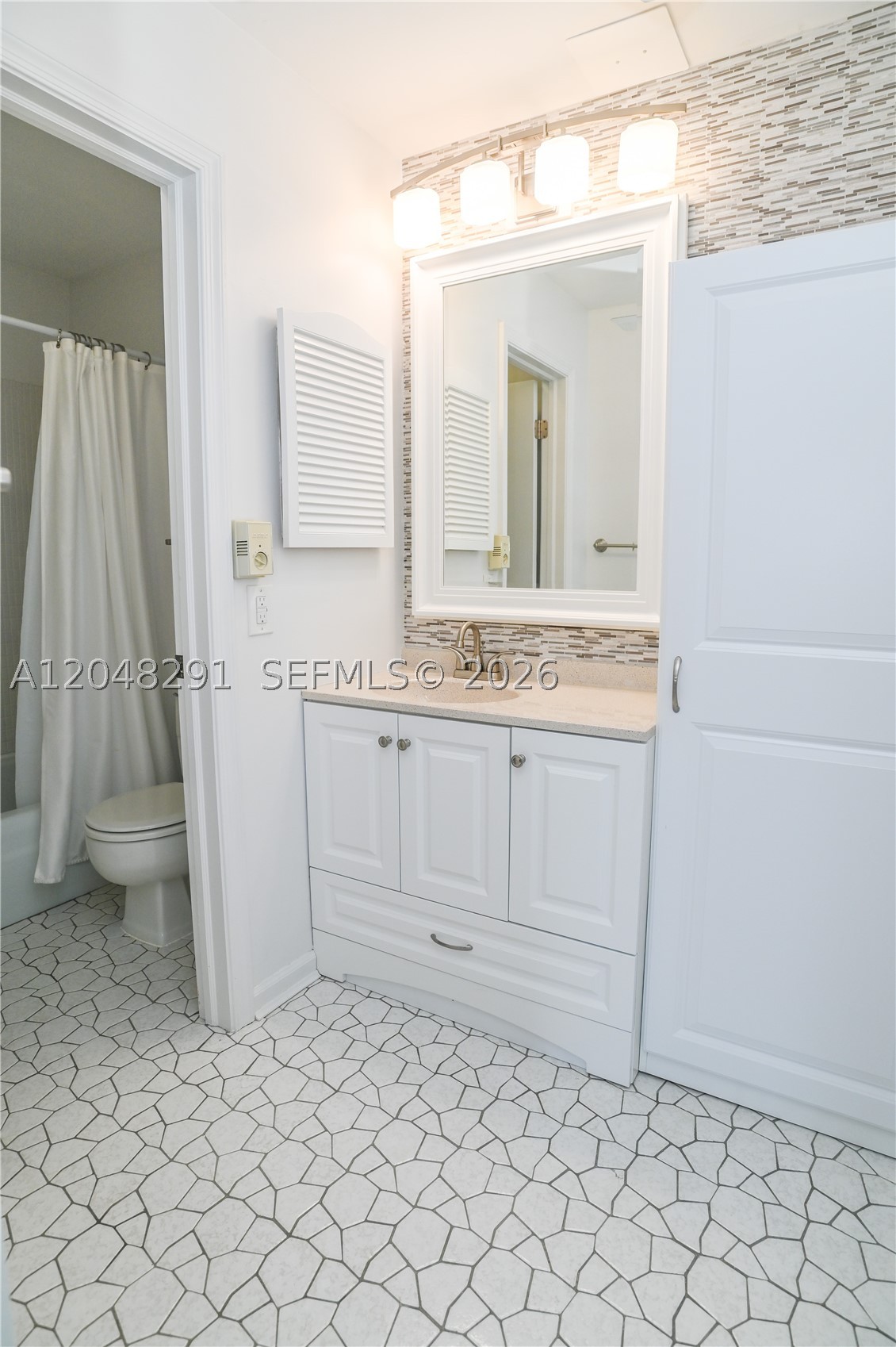 130 Cypress Club Dr 324 Property Photo 32