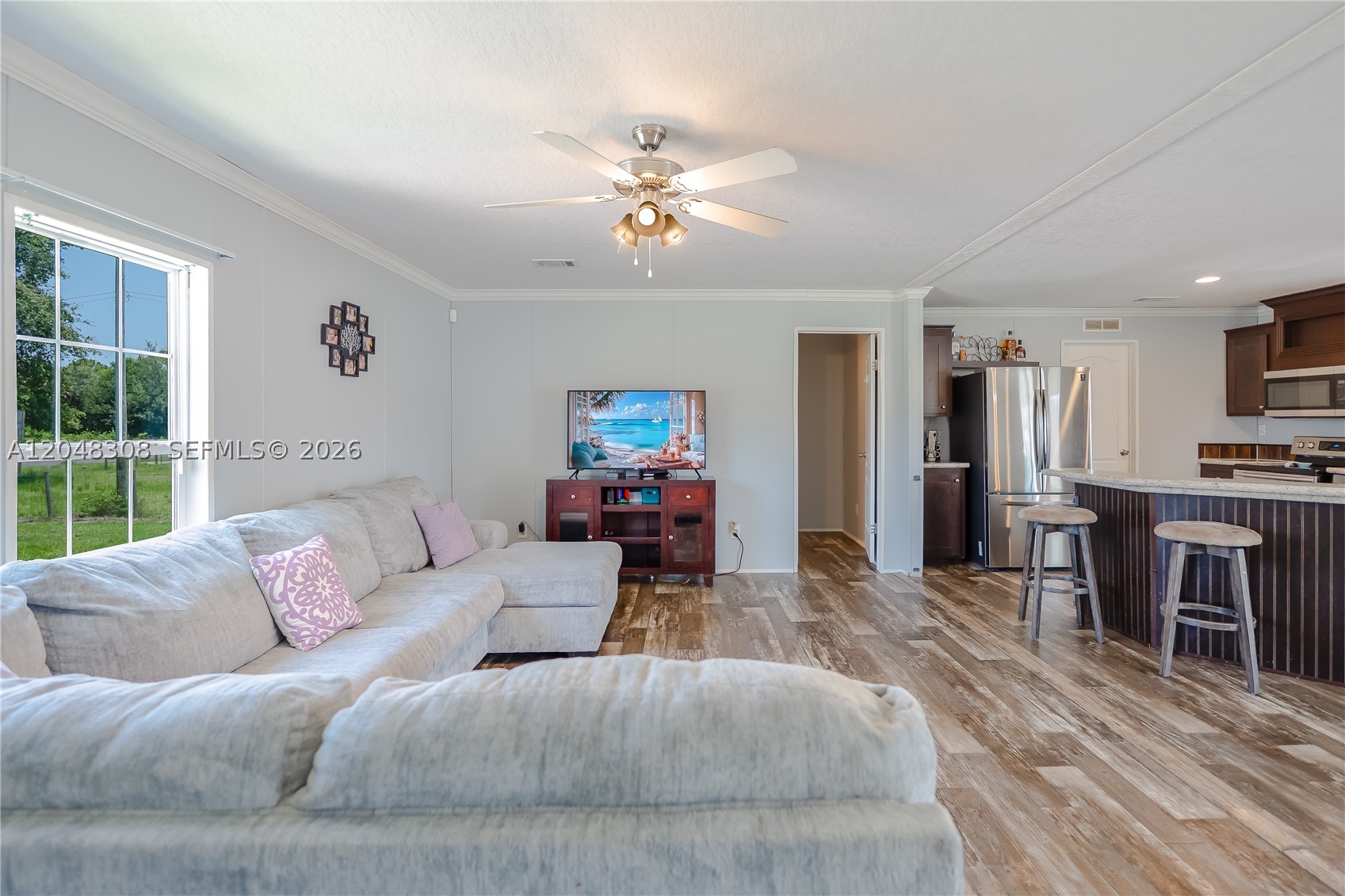 585 S Lindero St Property Photo 11
