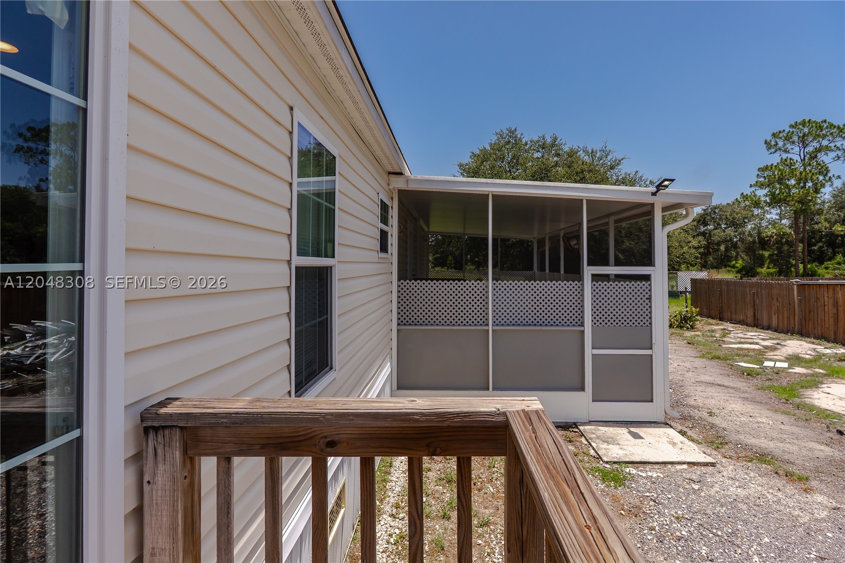 585 S Lindero St Property Photo 37