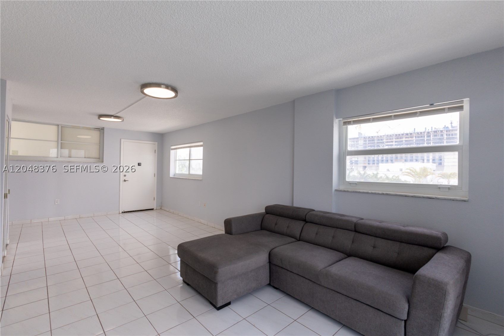 1750 James Ave 7l Property Photo 4