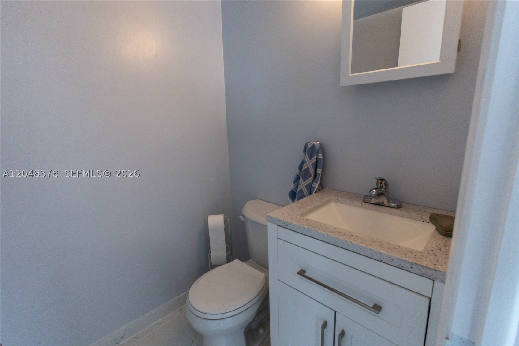 1750 James Ave 7l Property Photo 11