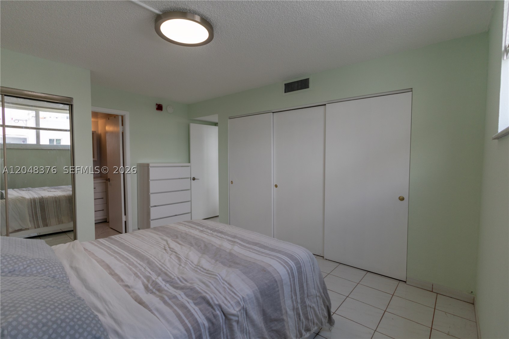 1750 James Ave 7l Property Photo 15