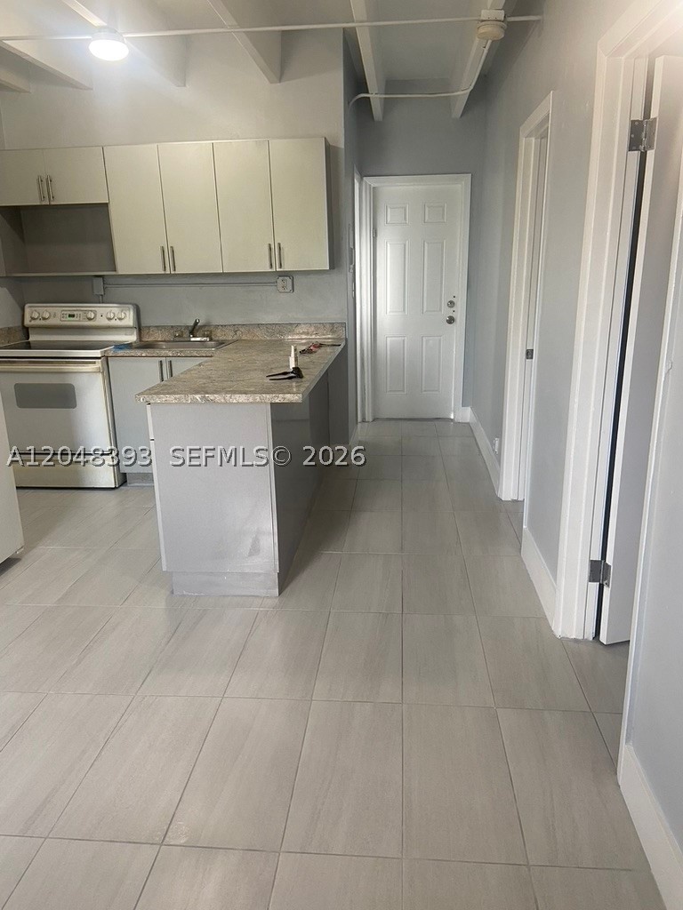515 Sw 3rd Ave Property Photo 6
