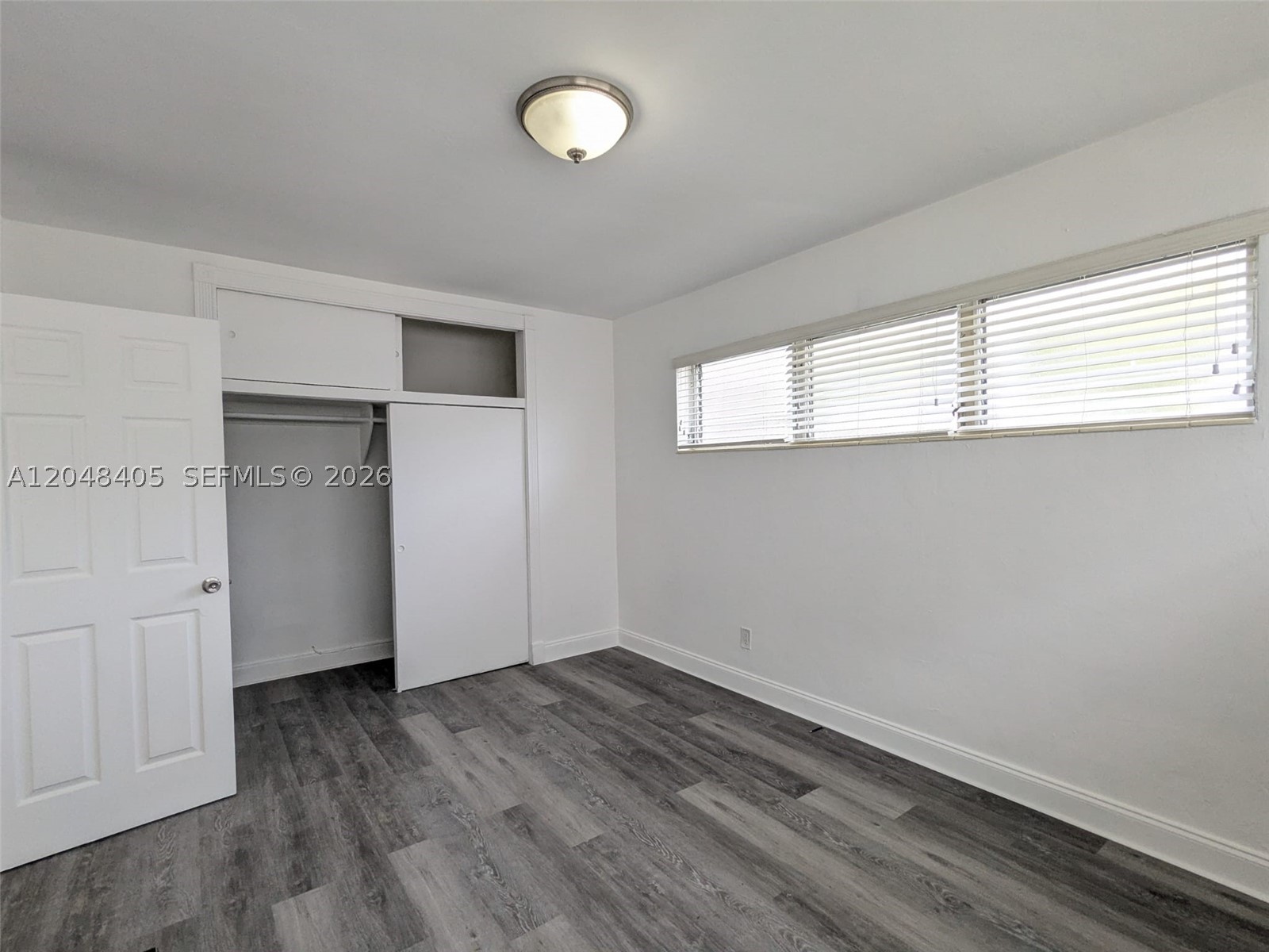7815 Crespi Blvd 1 Property Photo 4