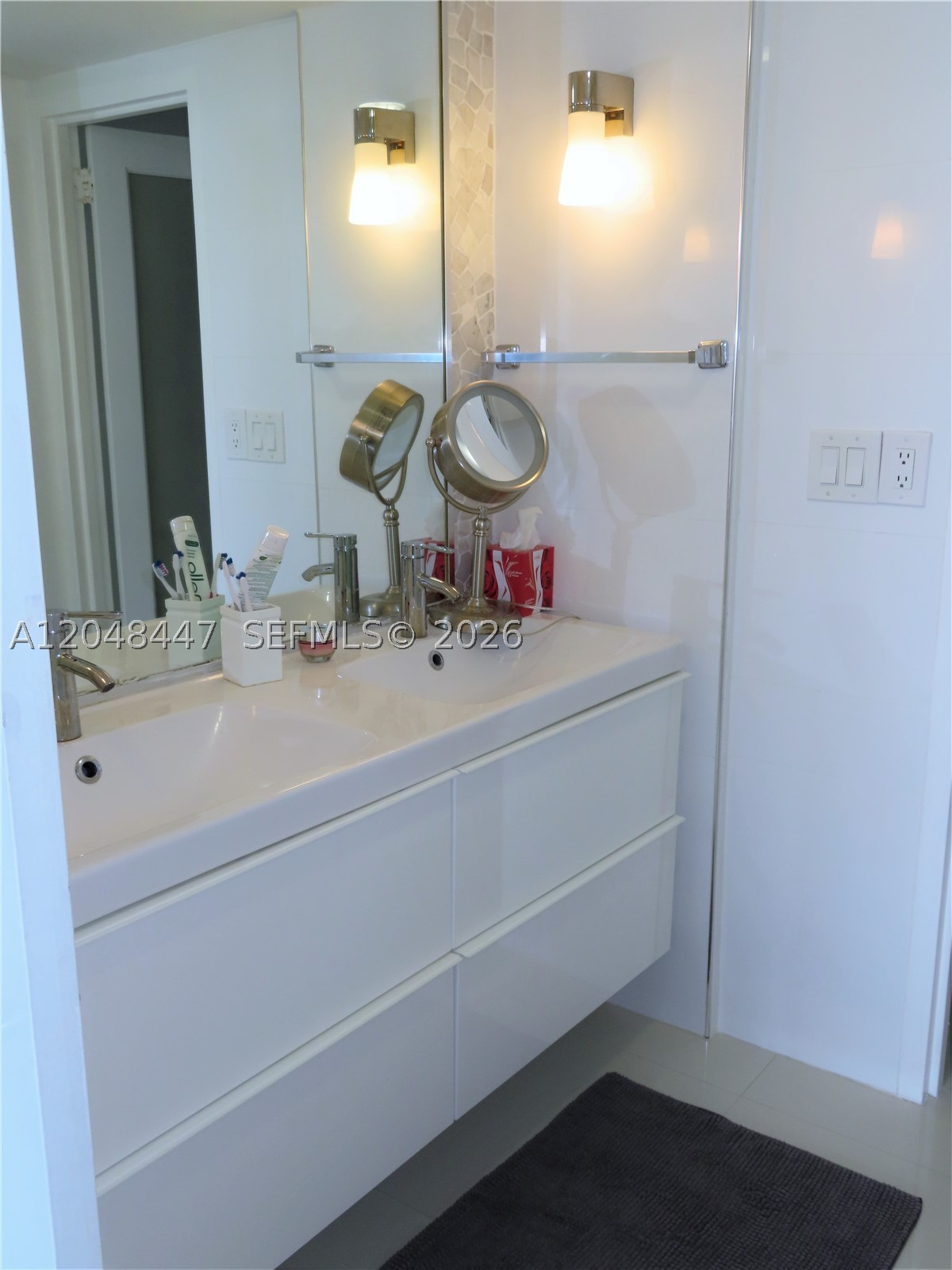 5701 Collins Ave 1703 Property Photo 16