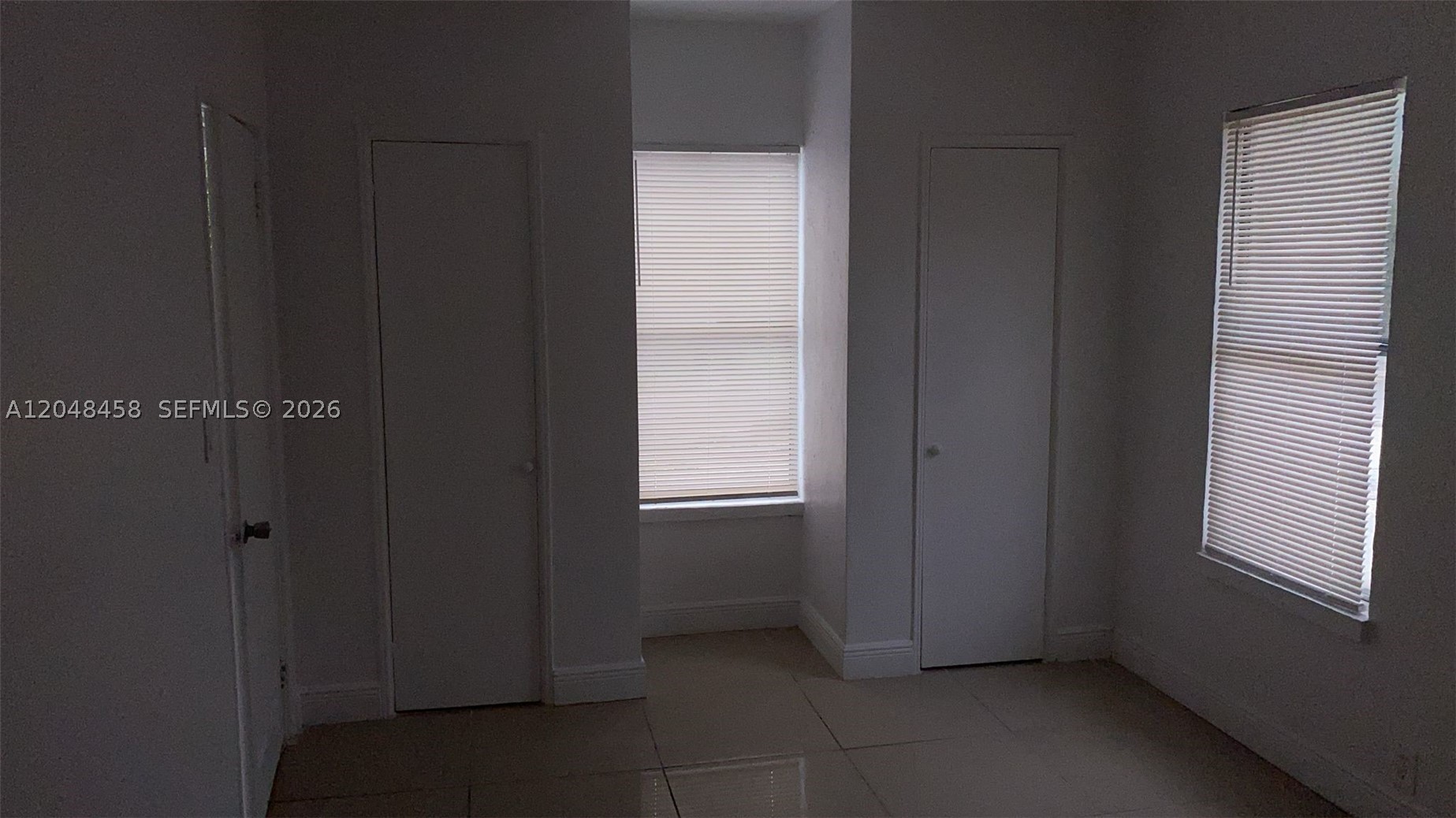 A12048458 Property Photo 17