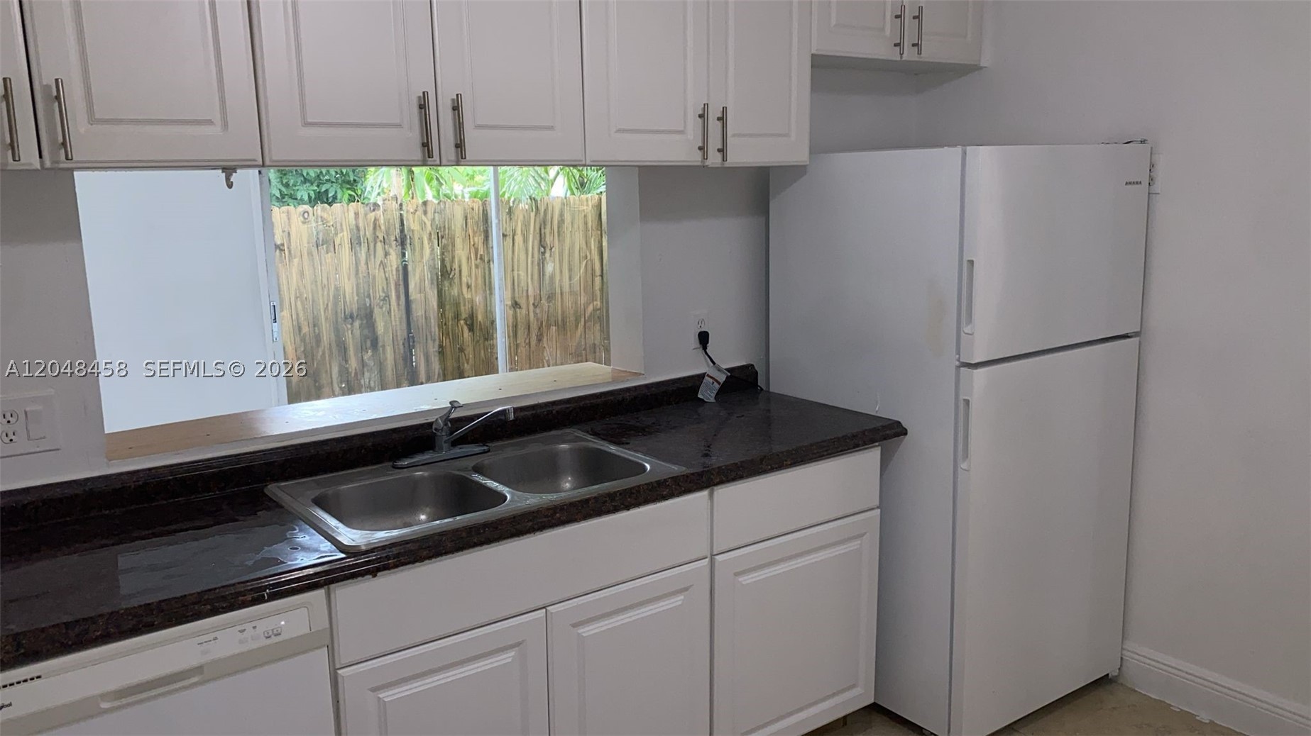 A12048458 Property Photo 19