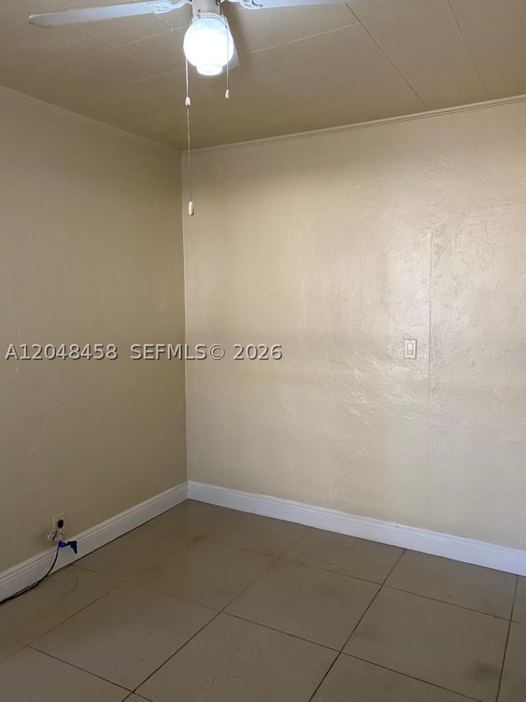 A12048458 Property Photo 30