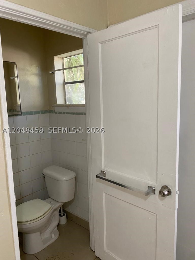 A12048458 Property Photo 34