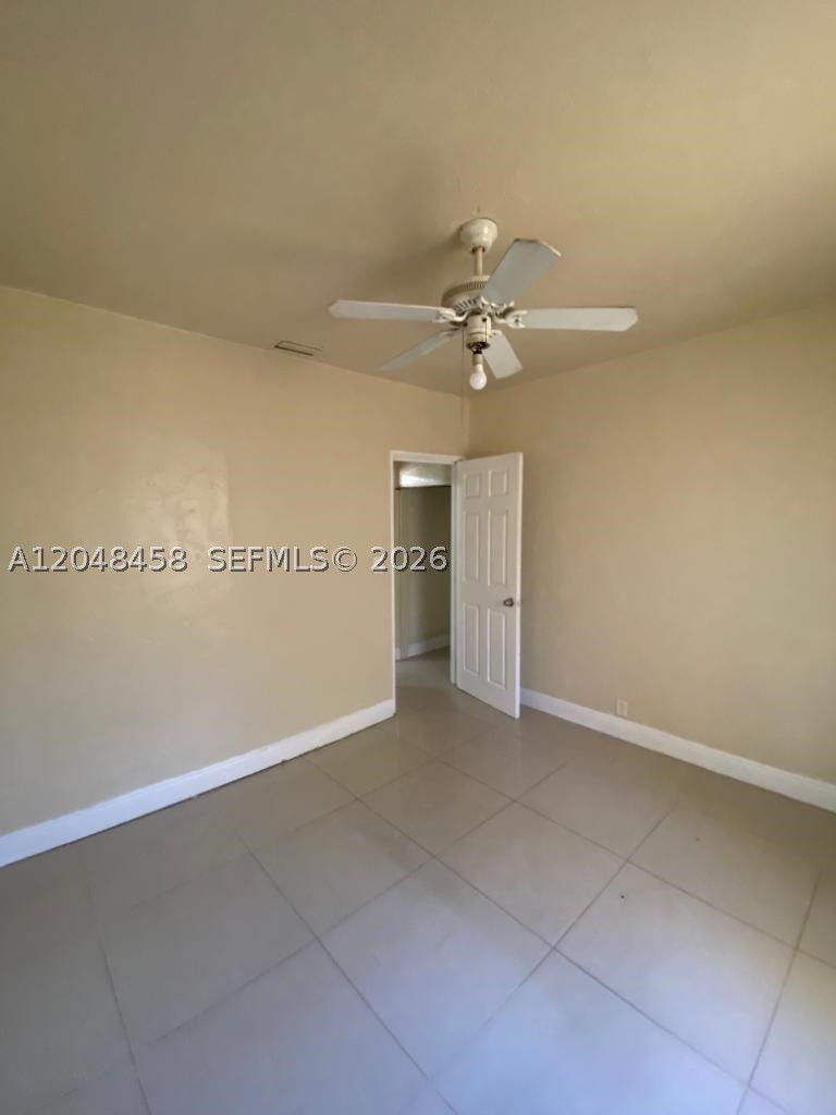 A12048458 Property Photo 37