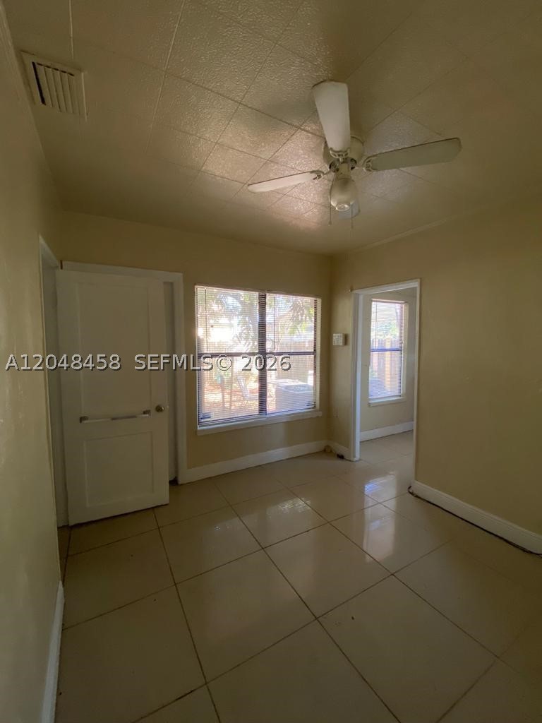 A12048458 Property Photo 38