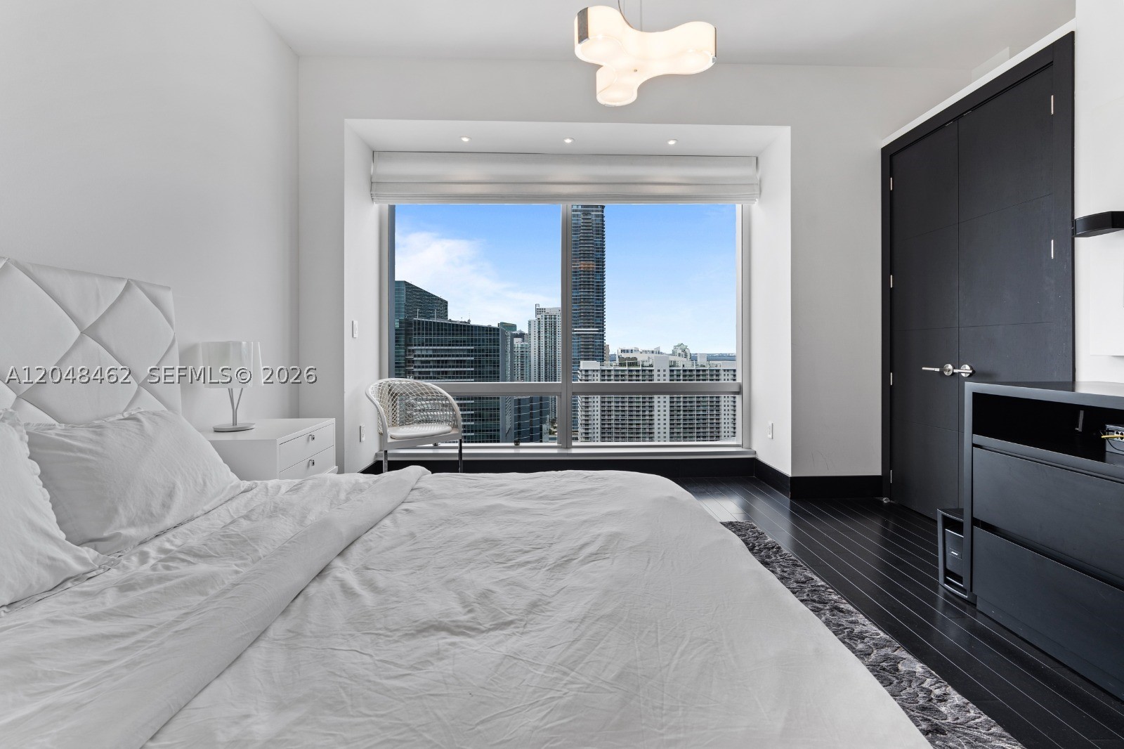 1425 Brickell Ave 42e Property Photo 5