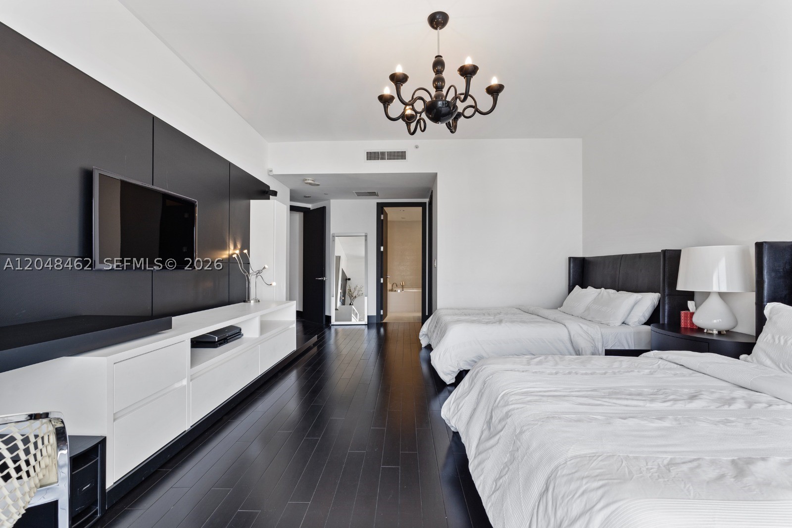 1425 Brickell Ave 42e Property Photo 7