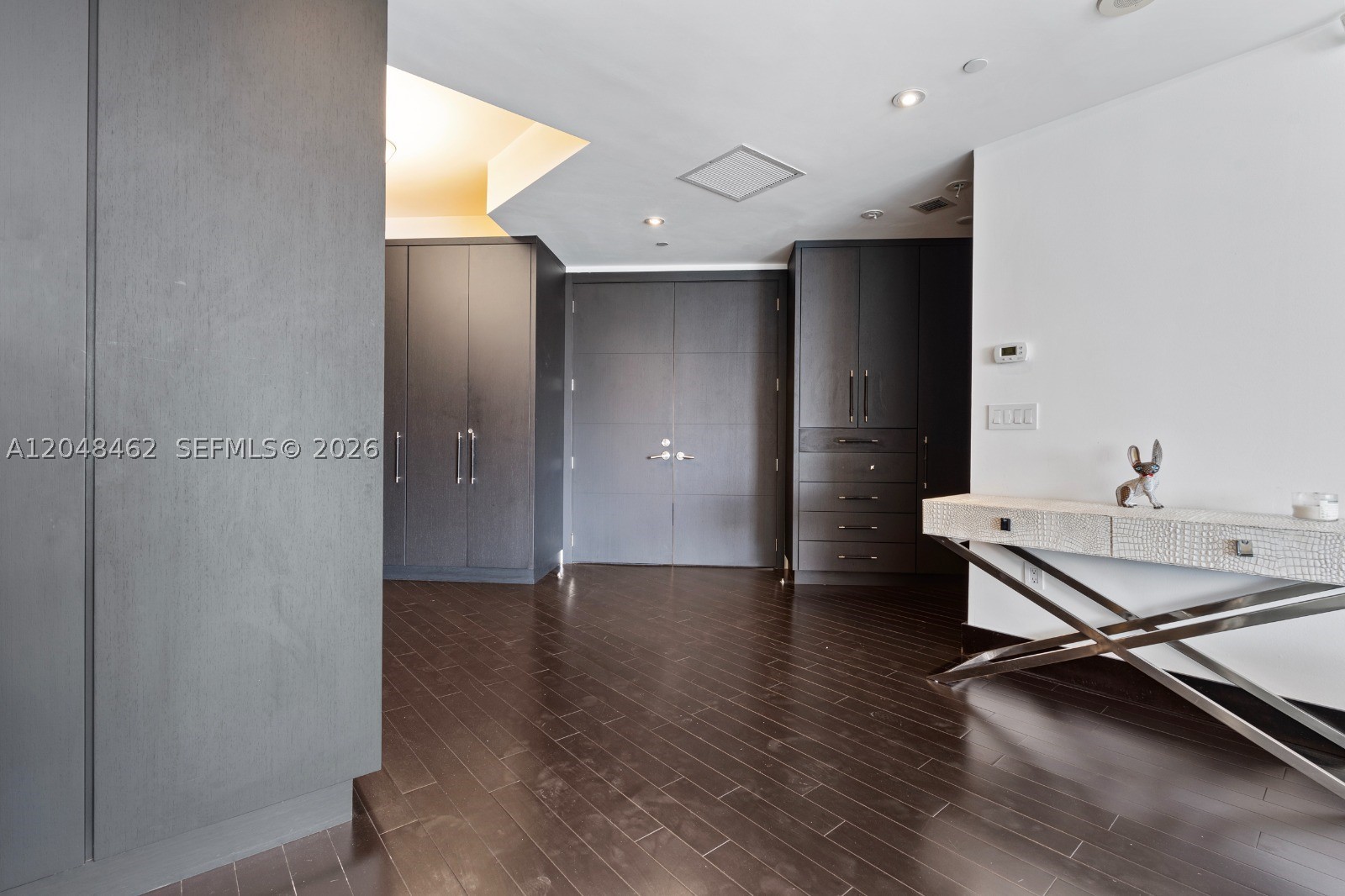 1425 Brickell Ave 42e Property Photo 13