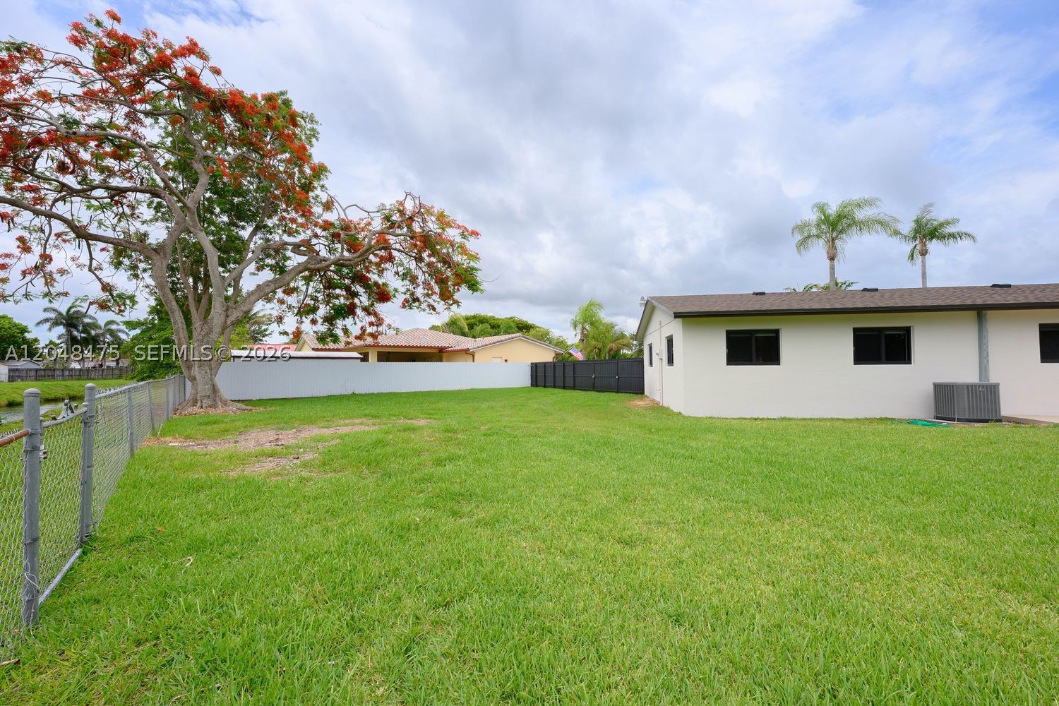 18451 Sw 90th Ave Property Photo 43