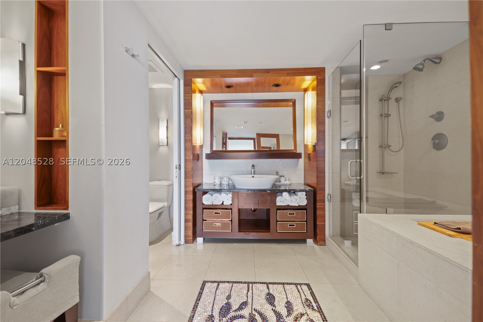 6801 Collins Ave 516 Property Photo 6