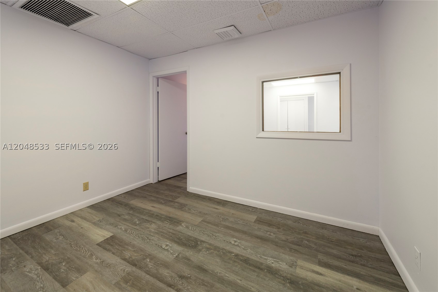 3801 N University Dr 320 Property Photo 10