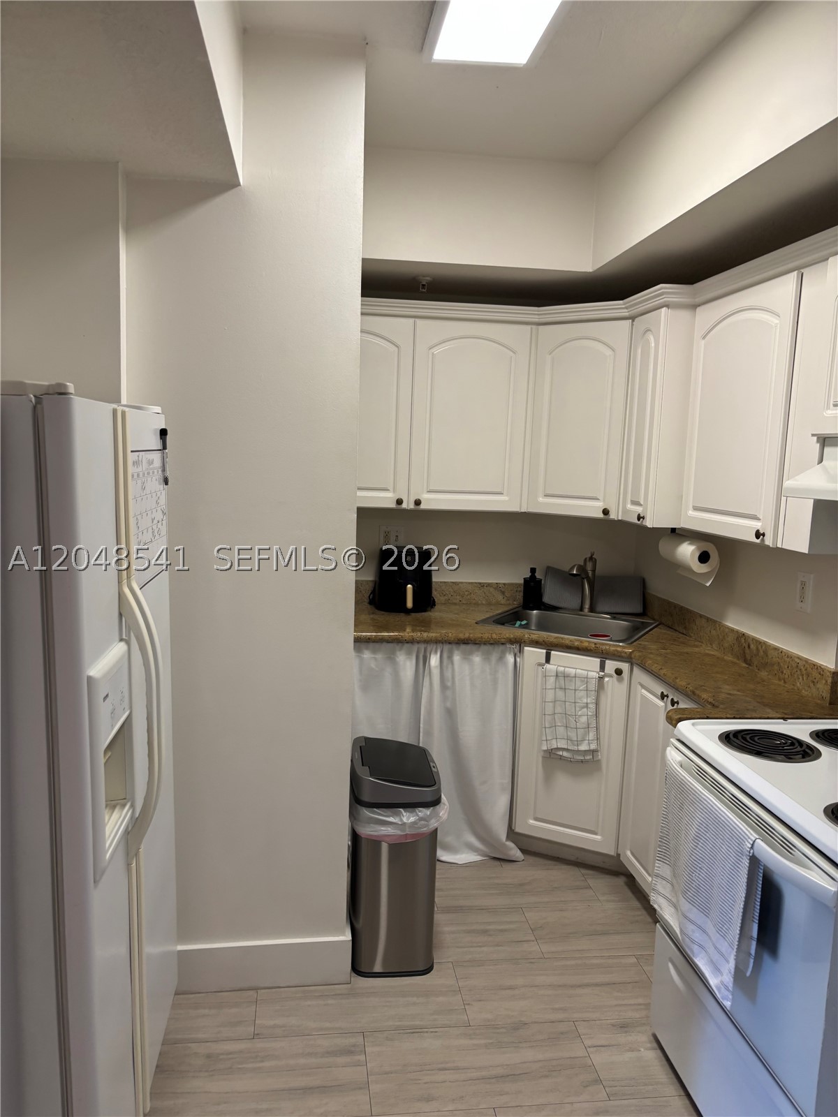 3500 Coral Way 406 Property Photo 5