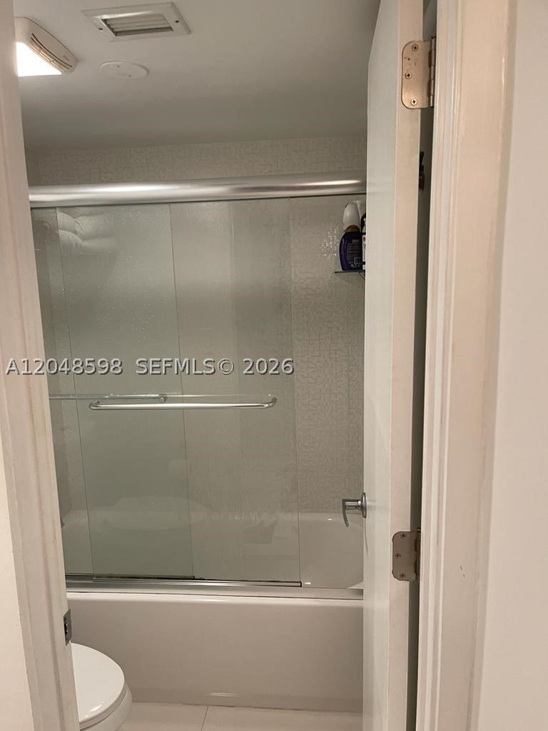5701 Collins Ave 1411 Property Photo 12