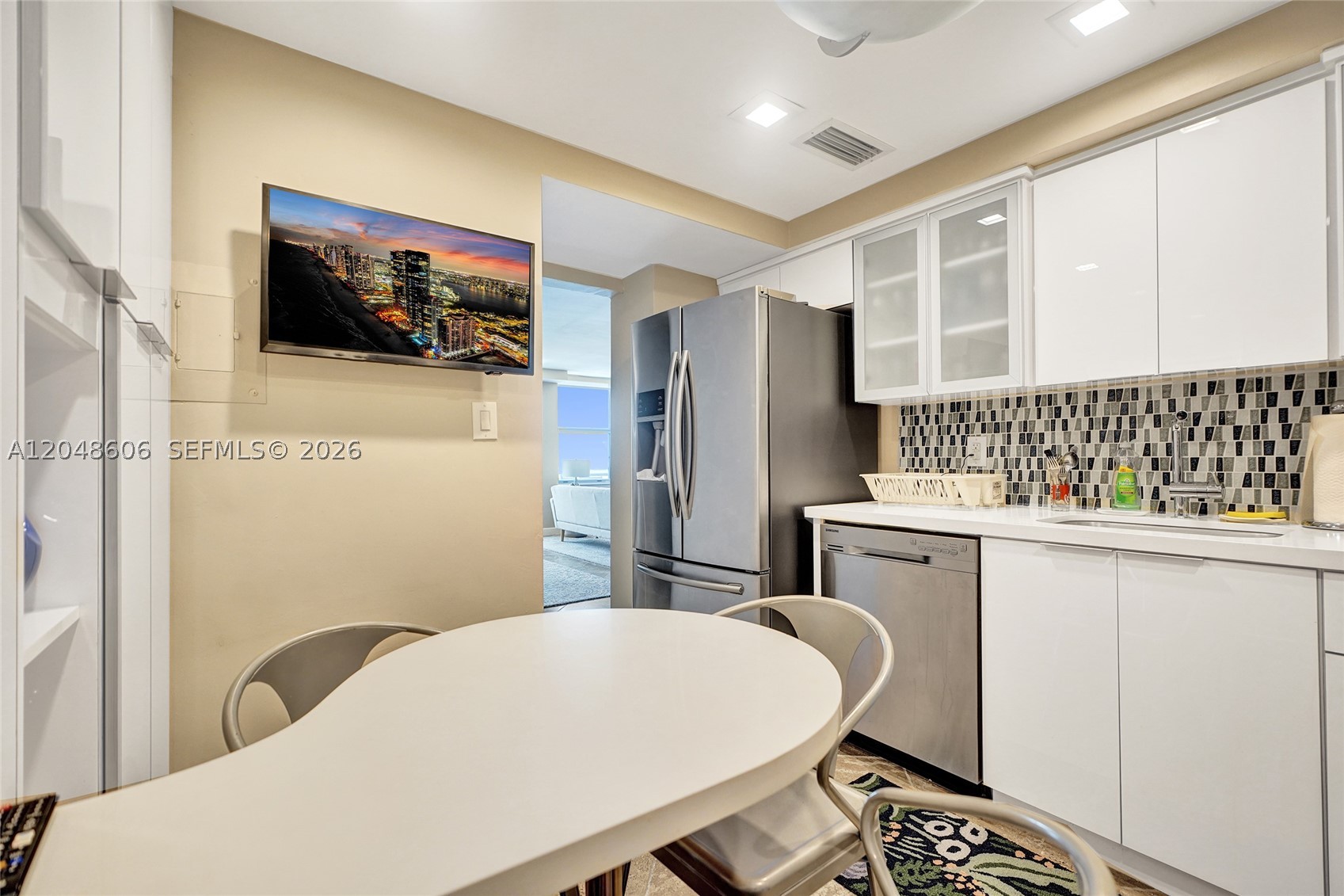 9225 Collins Ave 1402 Property Photo 6