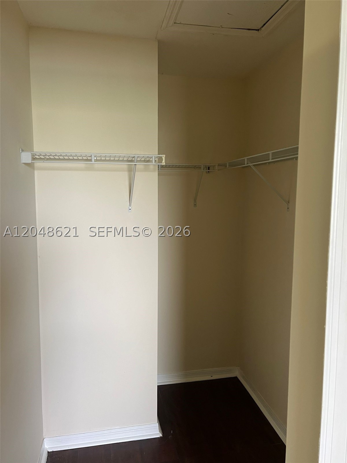 1581 Se 31st Ct 0 Property Photo 12