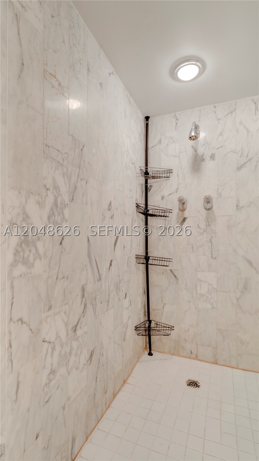 4000 Towerside Ter 908 Property Photo 14