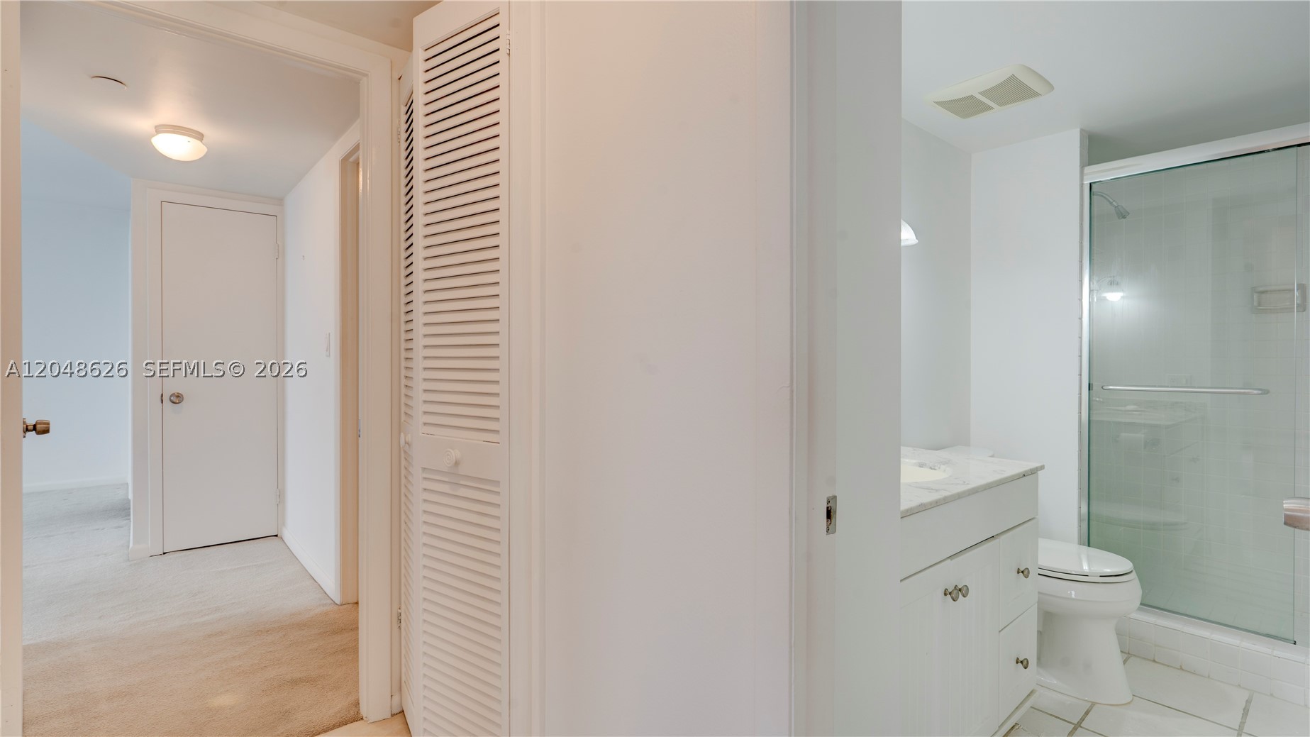4000 Towerside Ter 908 Property Photo 17