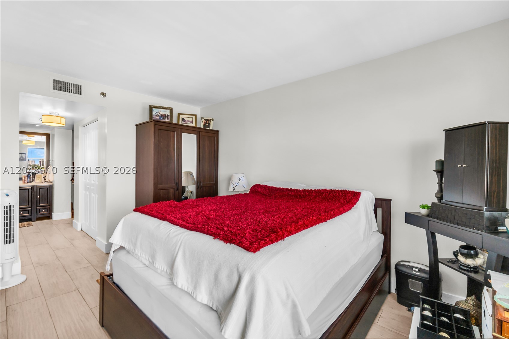 2351 Douglas Rd 1101 Property Photo 14