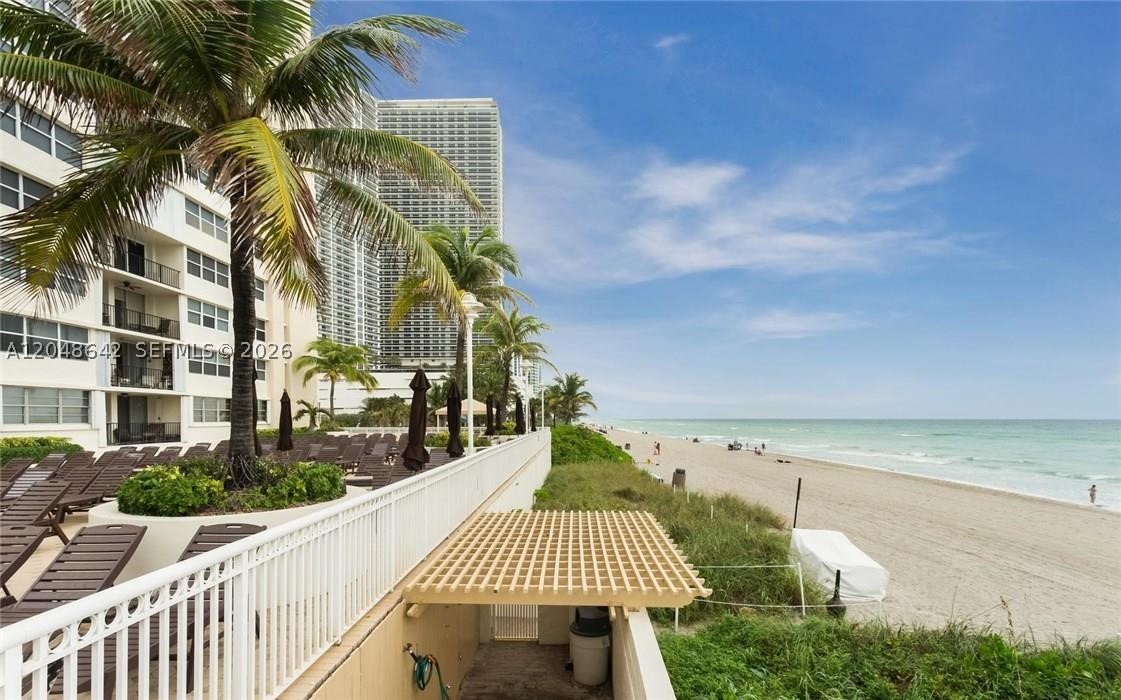1904 S Ocean Dr 1607 Property Photo 21