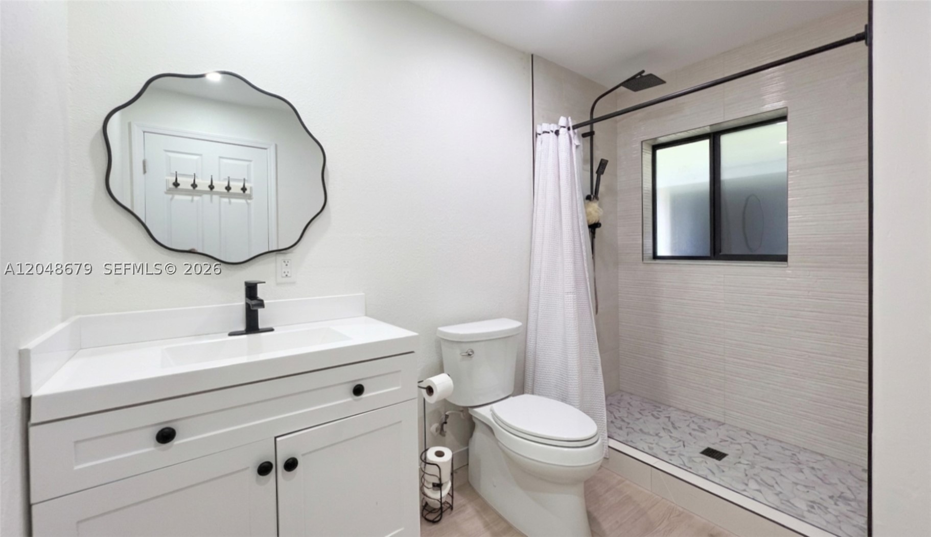 525 N Granja St Property Photo 38