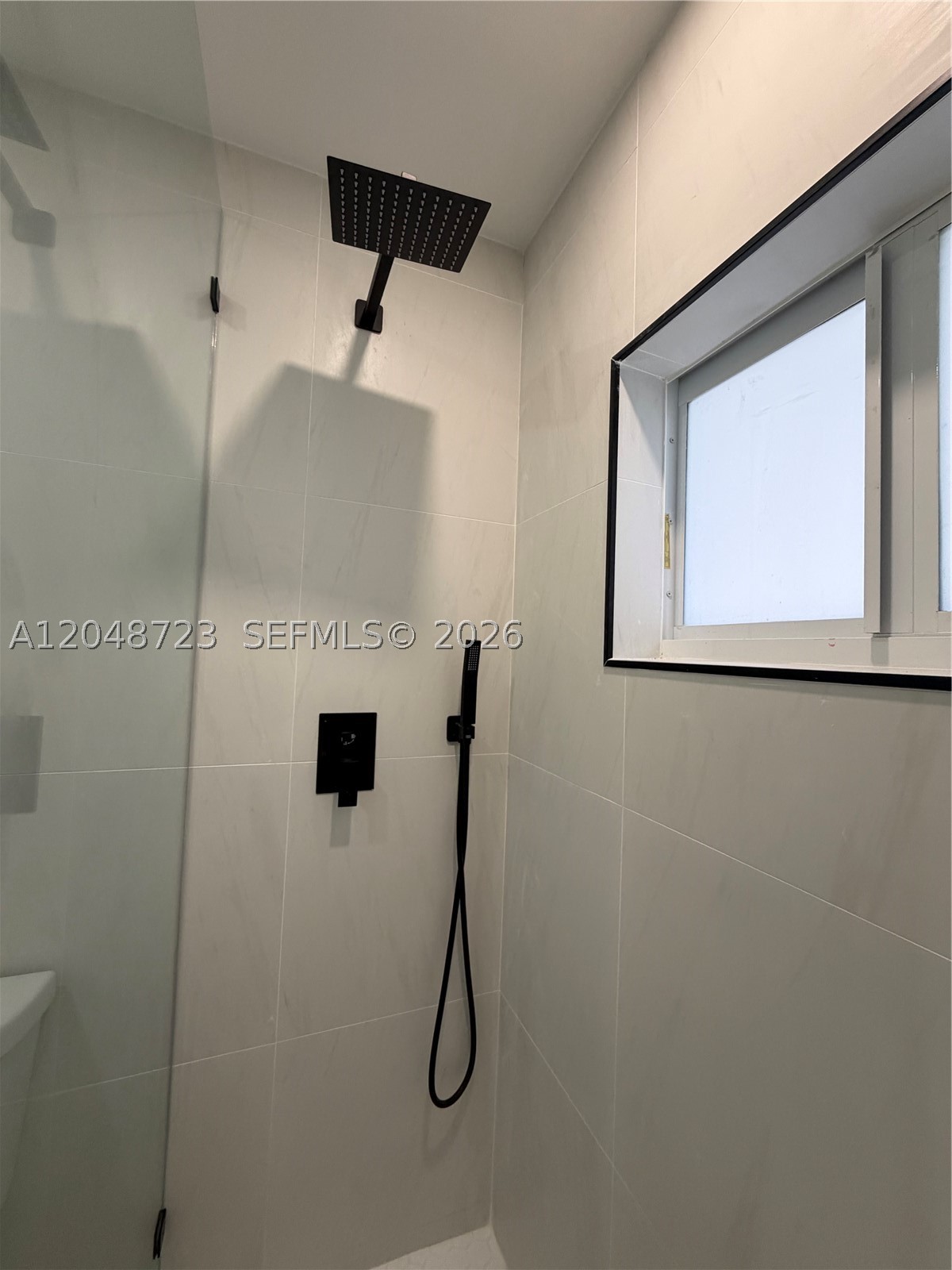 1235 Normandy Dr 7 Property Photo 14