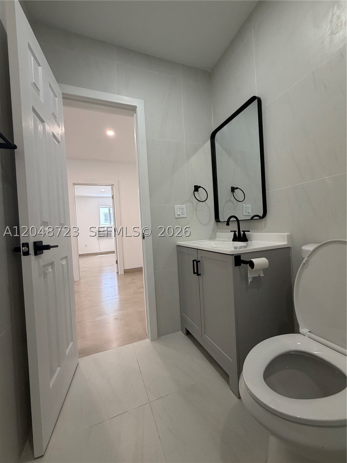 1235 Normandy Dr 7 Property Photo 15