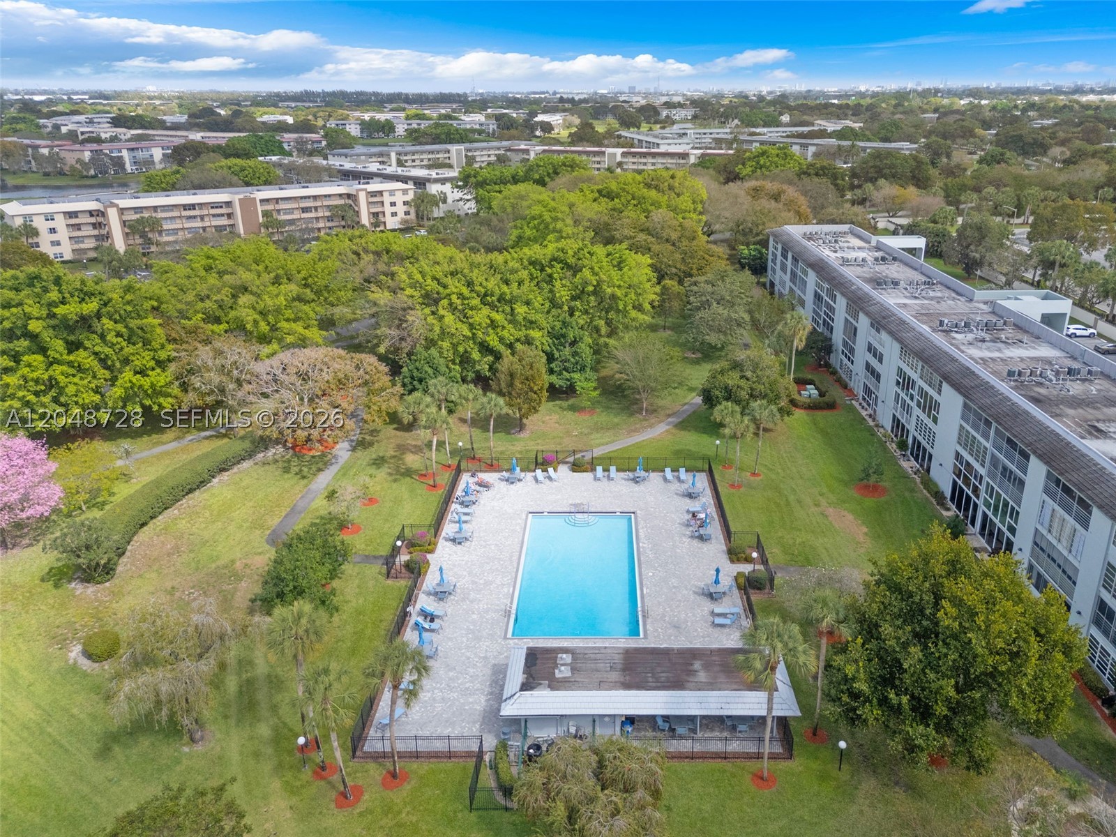 2502 Antigua Ter J3 Property Photo 33