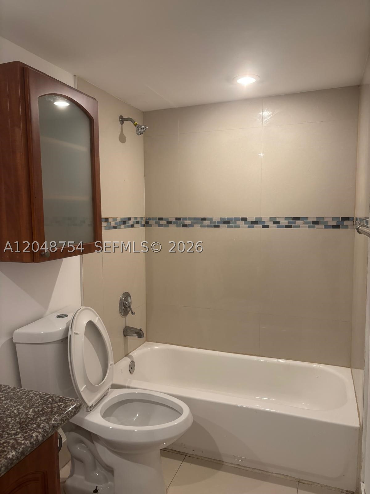 7110 Nw 179th St 211 Property Photo 6