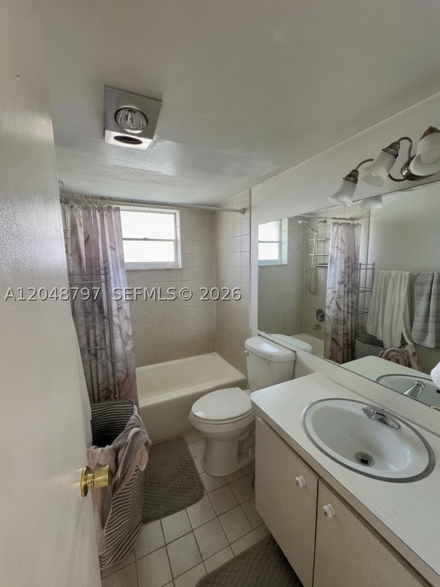 950 Hillcrest Dr 109 Property Photo 7