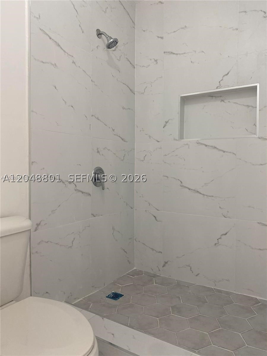 11301 Sw 17th Ct Property Photo 13