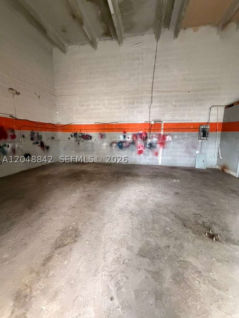 8000 Nw 37th Ave 13 Property Photo 1