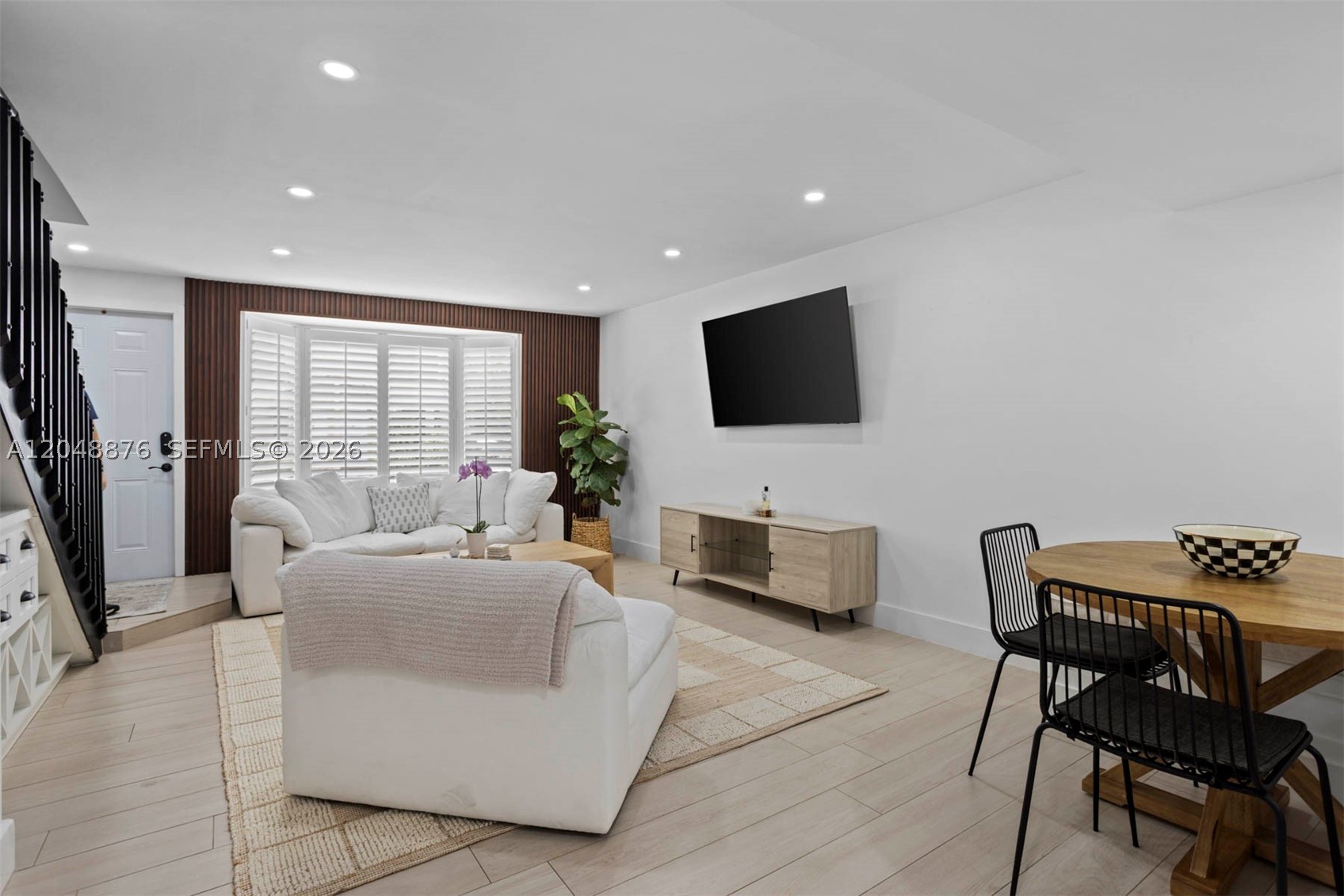10211 Sw 77th Ct Property Photo 7