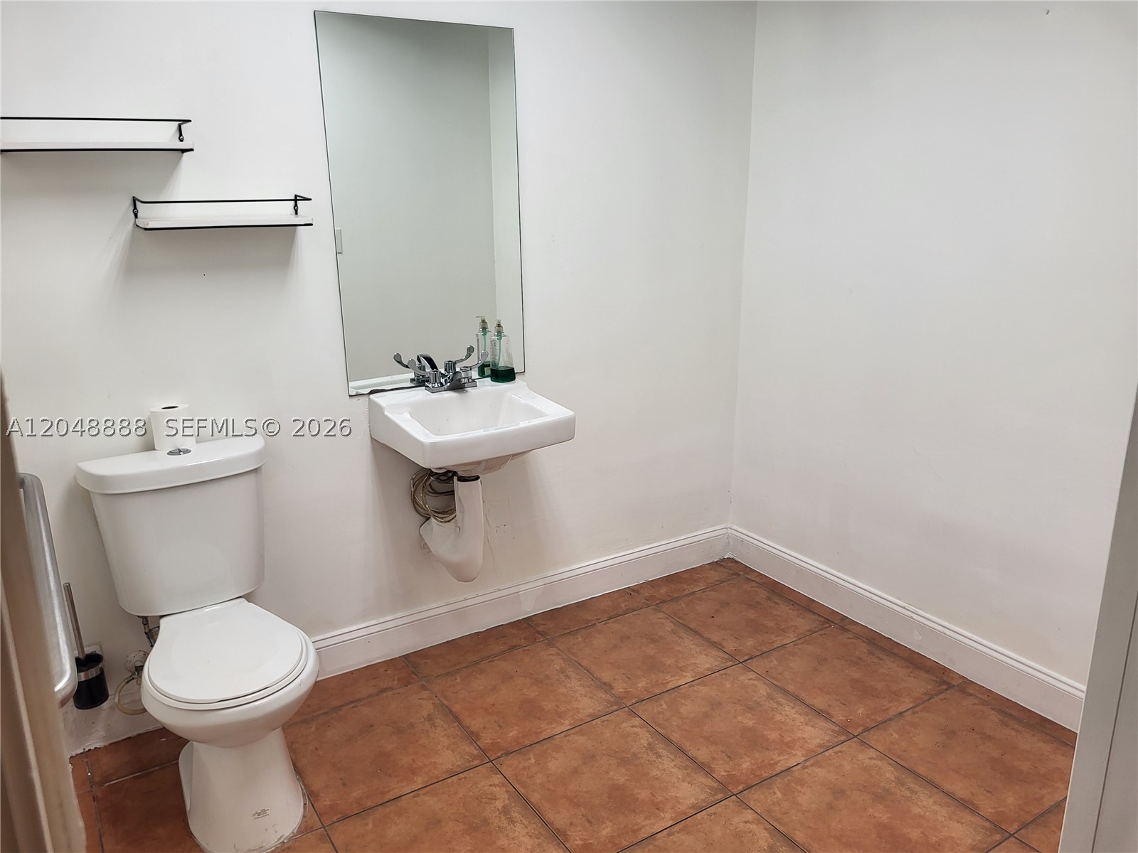 2223 Nw 26th Ave Property Photo 7