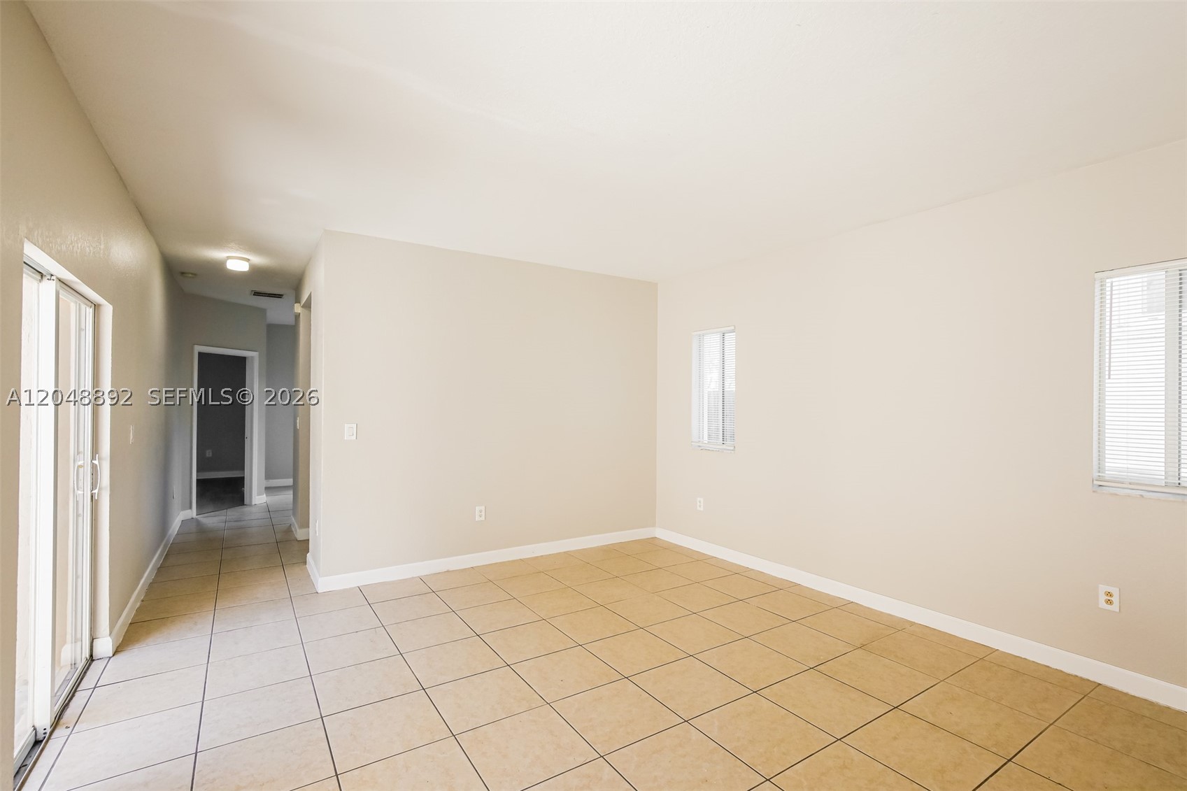 216 Se 32nd Ter Property Photo 2