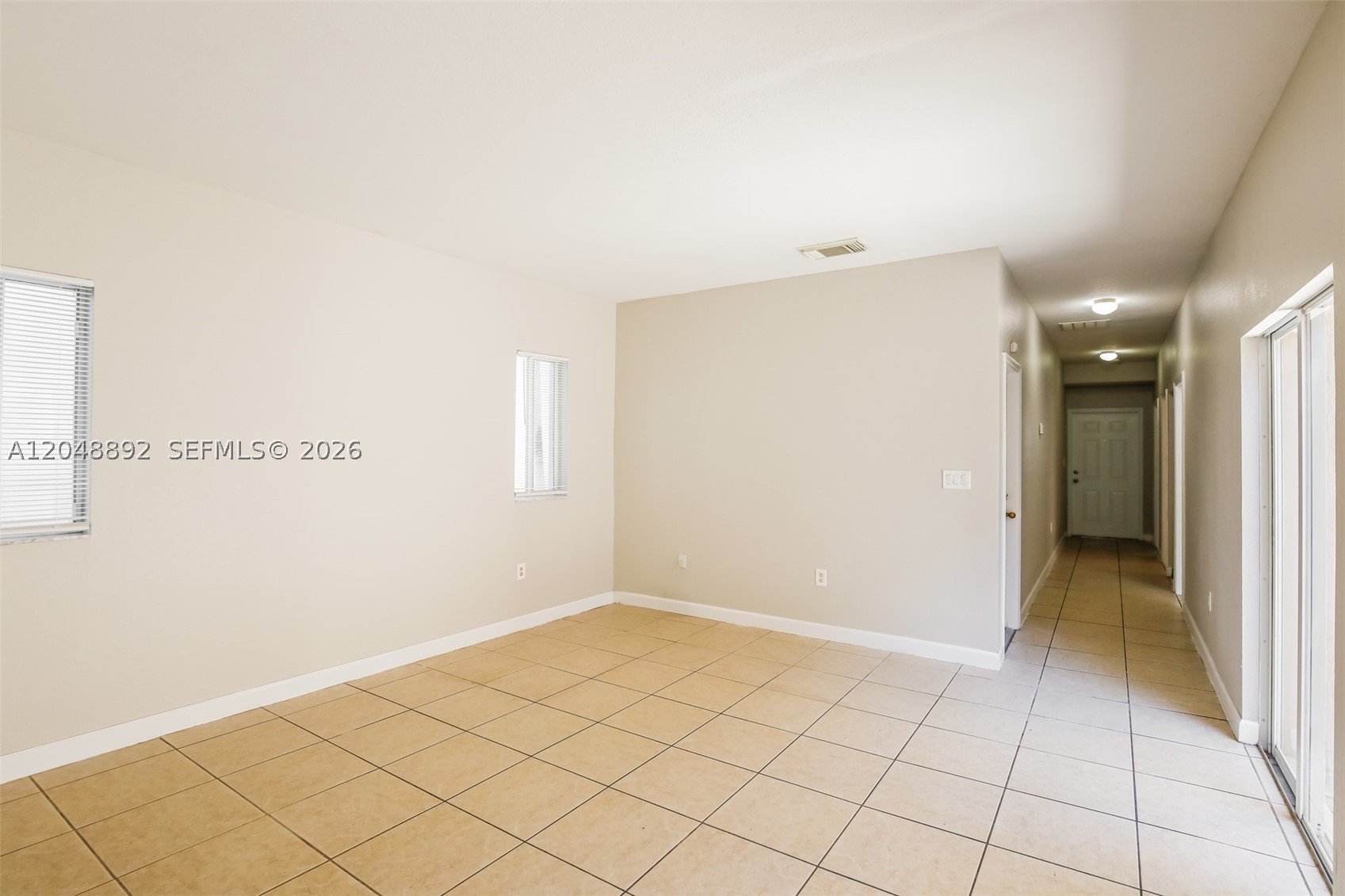 216 Se 32nd Ter Property Photo 5